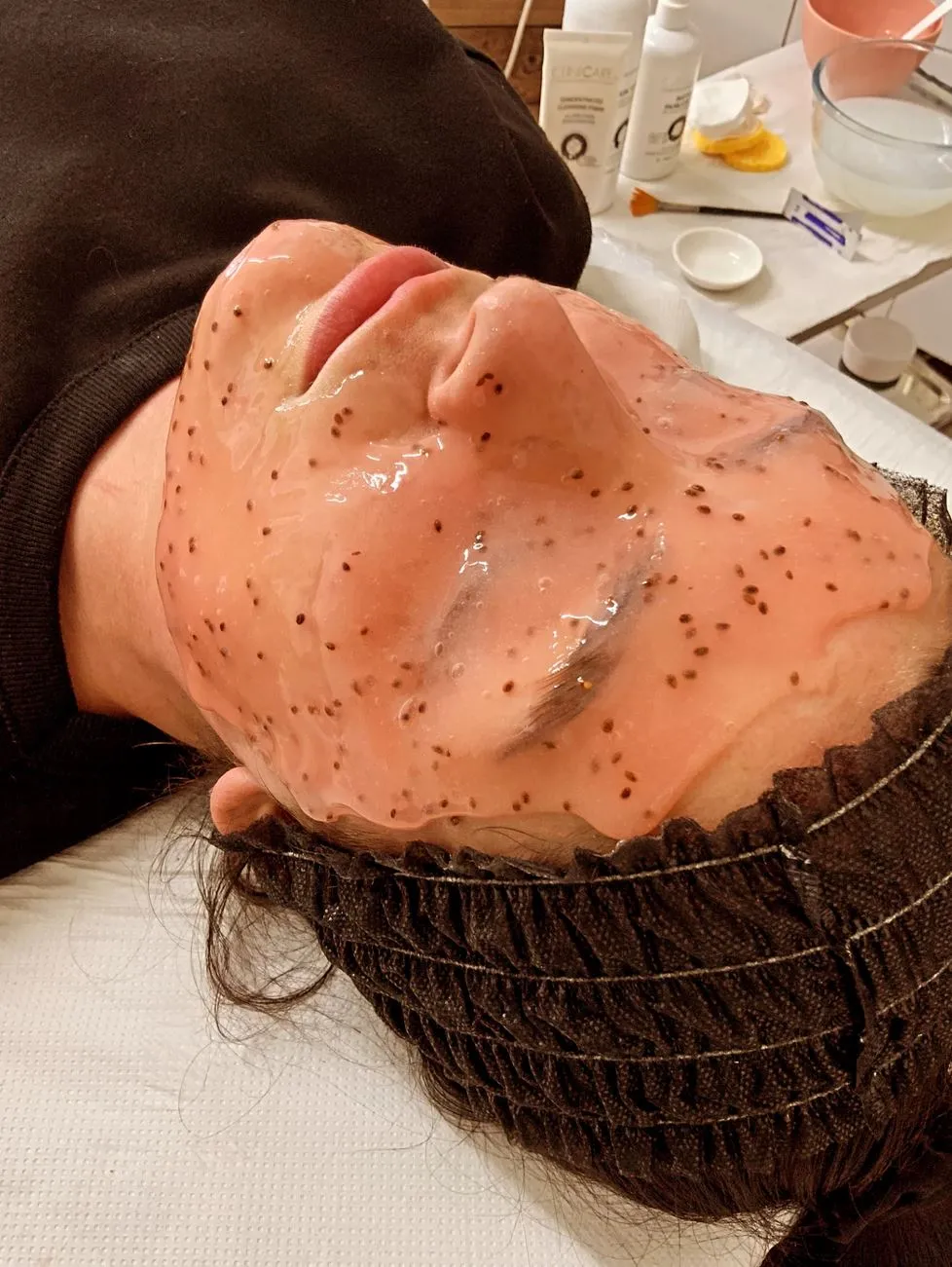 Who Should Try a Hydrojelly Facial
